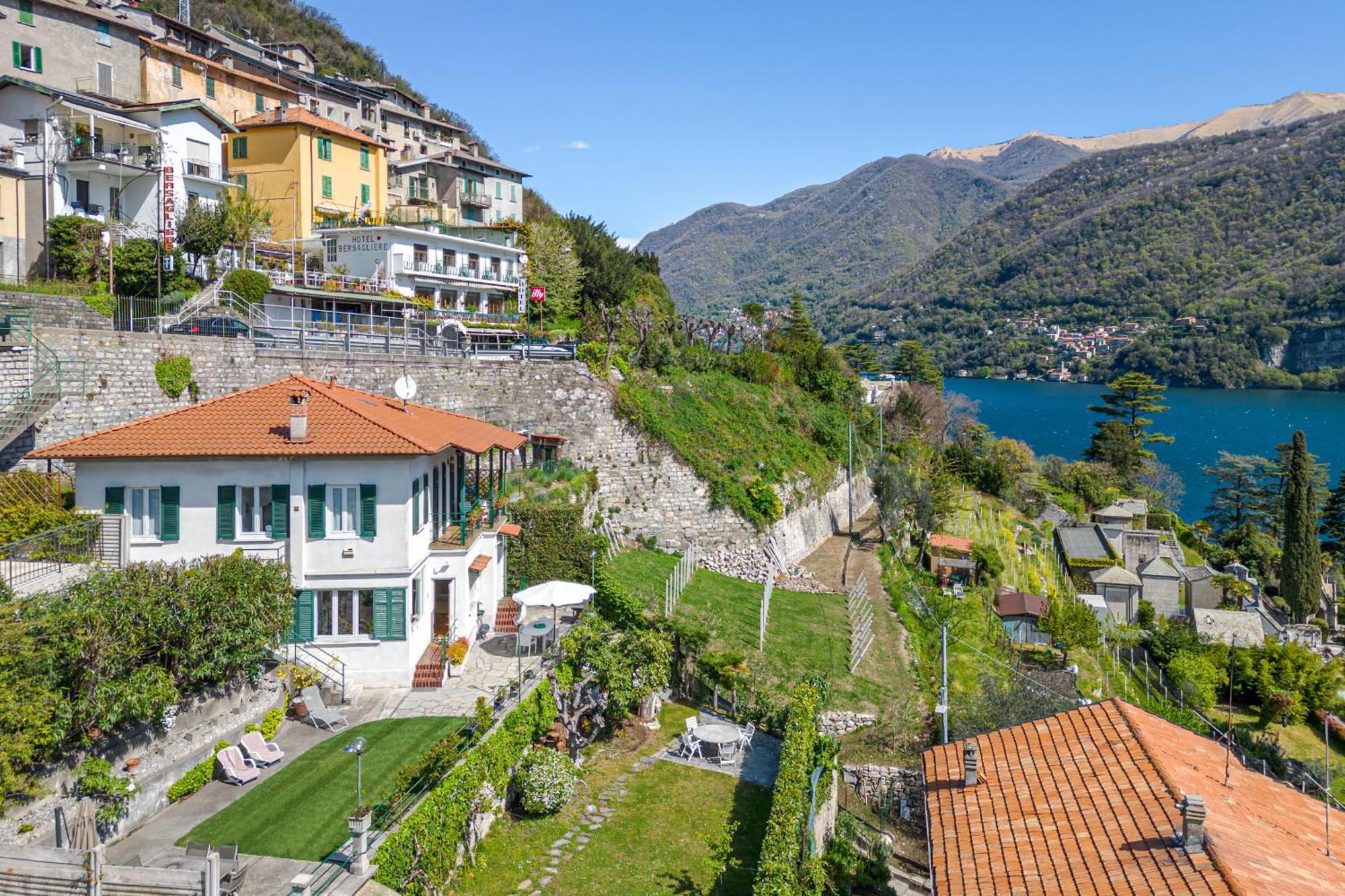 Casa Bambu - Splendida Vista Lago E Posto Auto 拉利奥 外观 照片