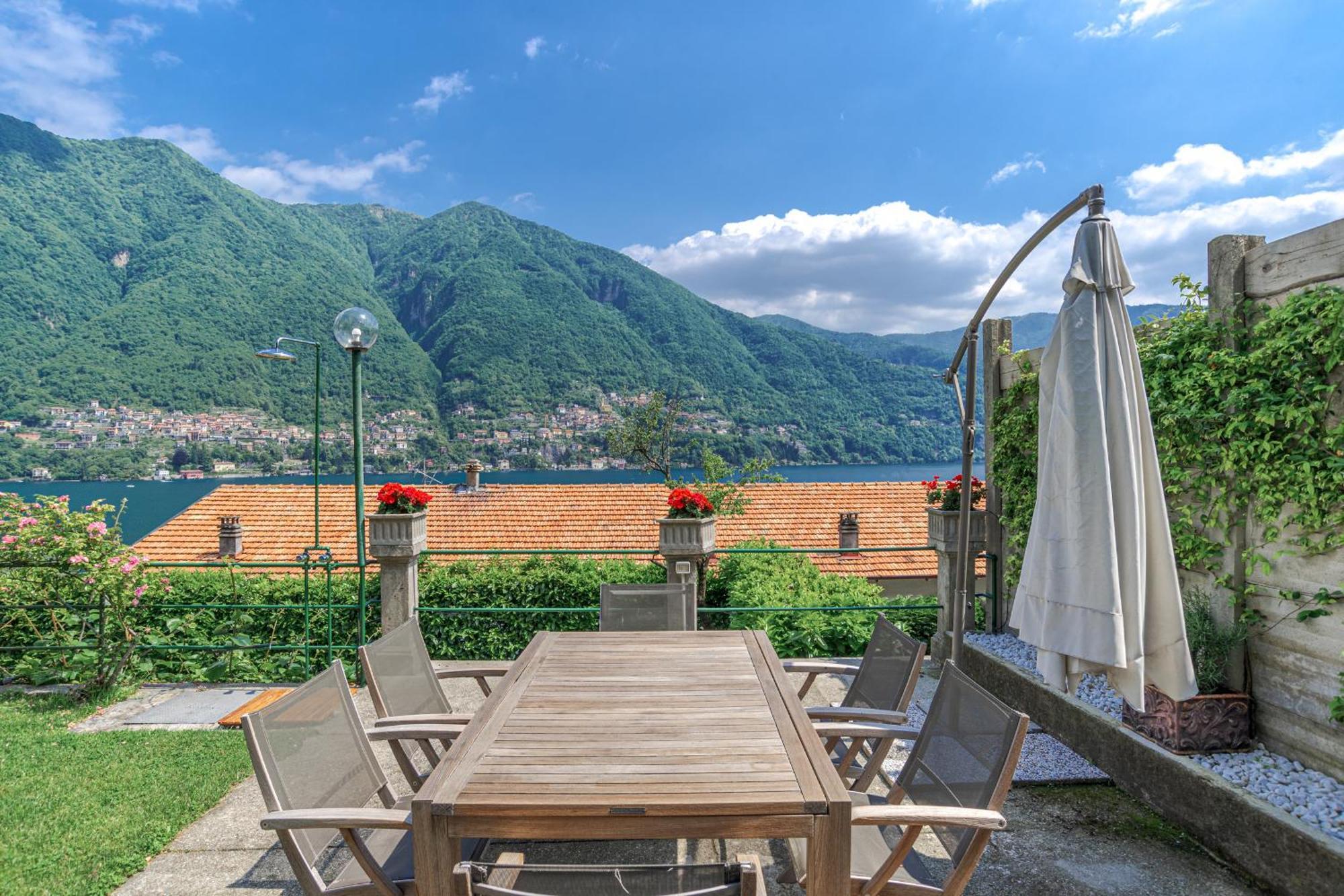 Casa Bambu - Splendida Vista Lago E Posto Auto 拉利奥 外观 照片