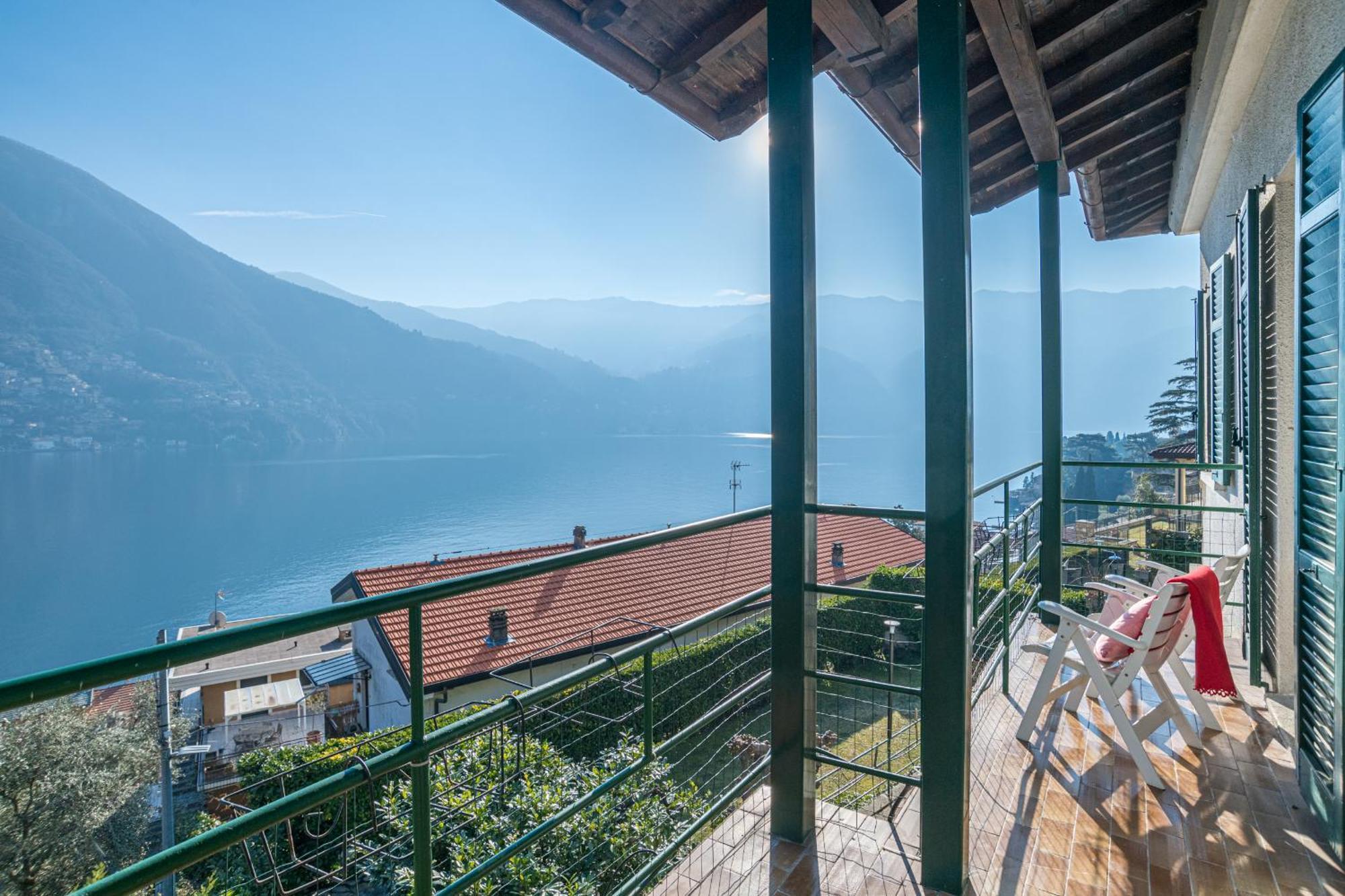 Casa Bambu - Splendida Vista Lago E Posto Auto 拉利奥 外观 照片
