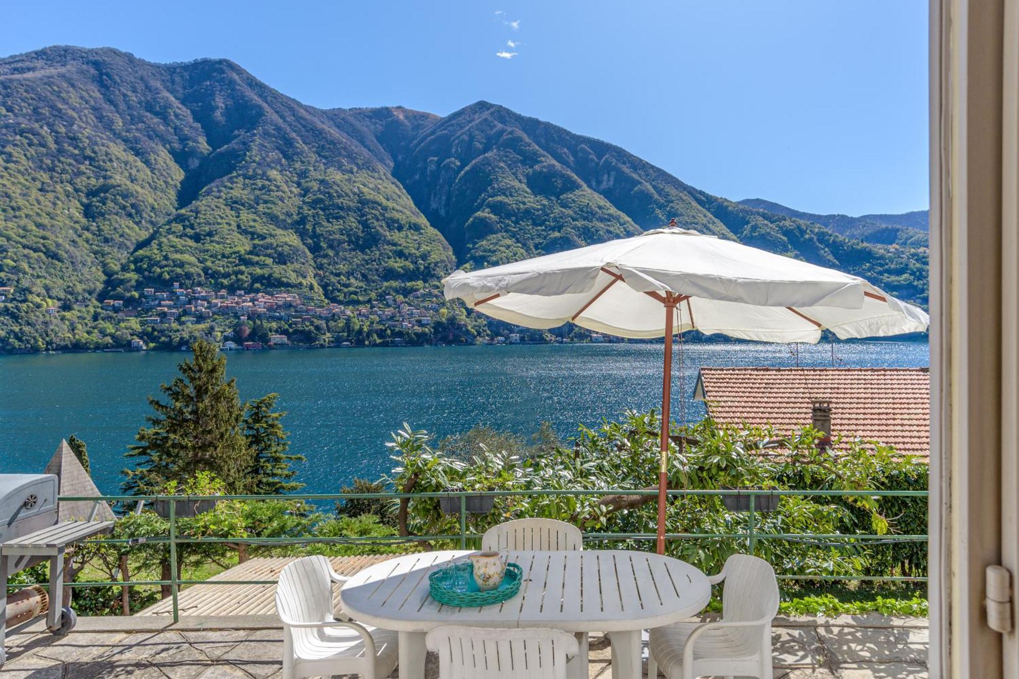 Casa Bambu - Splendida Vista Lago E Posto Auto 拉利奥 外观 照片